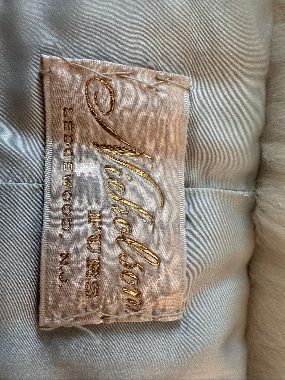 UEC Vintage  mid-century luxury, genuine Fur Stole - Picture 5 of 15